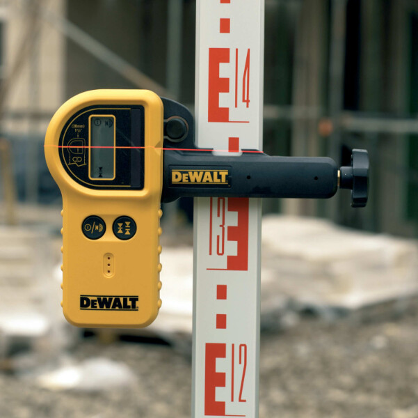 DeWalt Rotary Red Laser Waterproof Detector