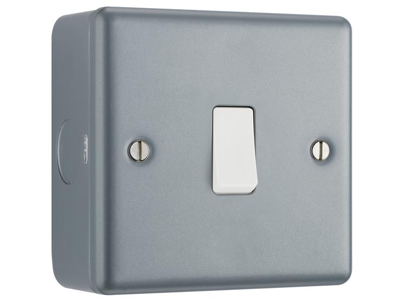 Metal Clad 1-Gang 2-Way Light Switch