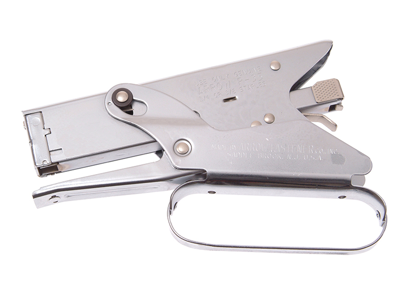 P35 Plier-Type Stapler