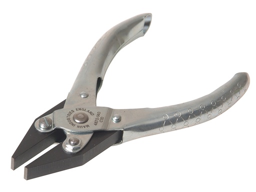 [MAU4870140] Flat Nose Pliers Smooth Jaw 140mm (5.1/2in)